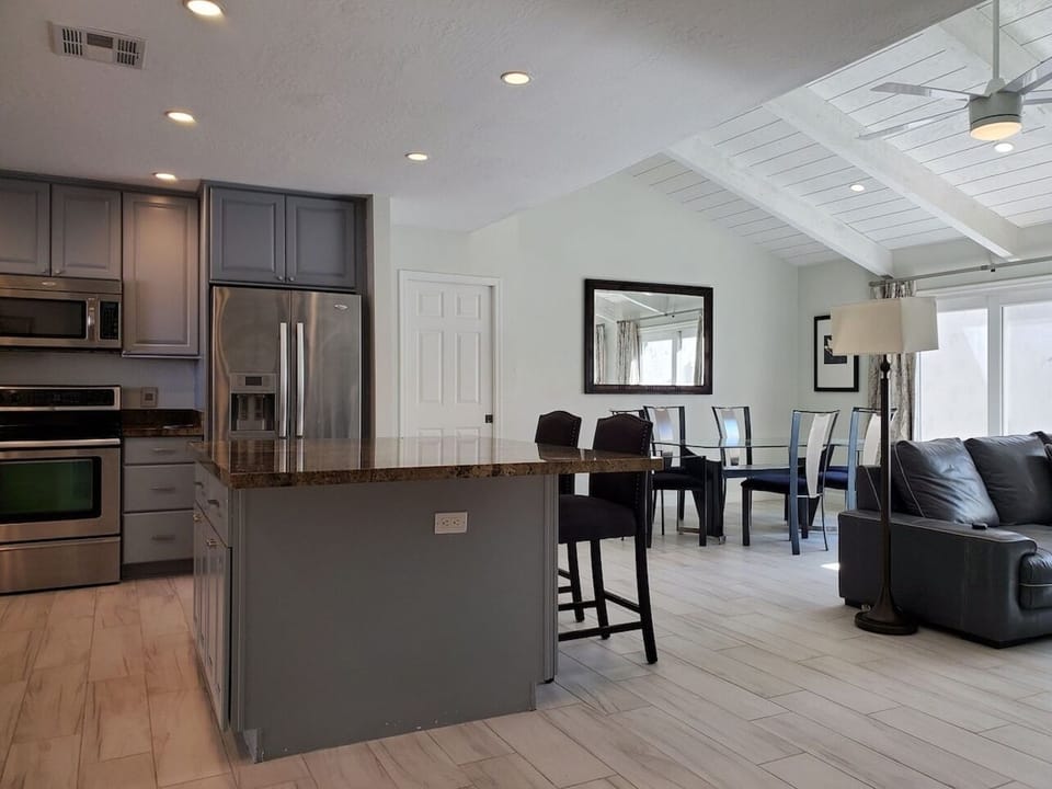 Fresh Contemporary  Modern 