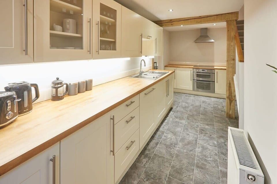 Sleepers @ No.8, Pickering - Host & Stay