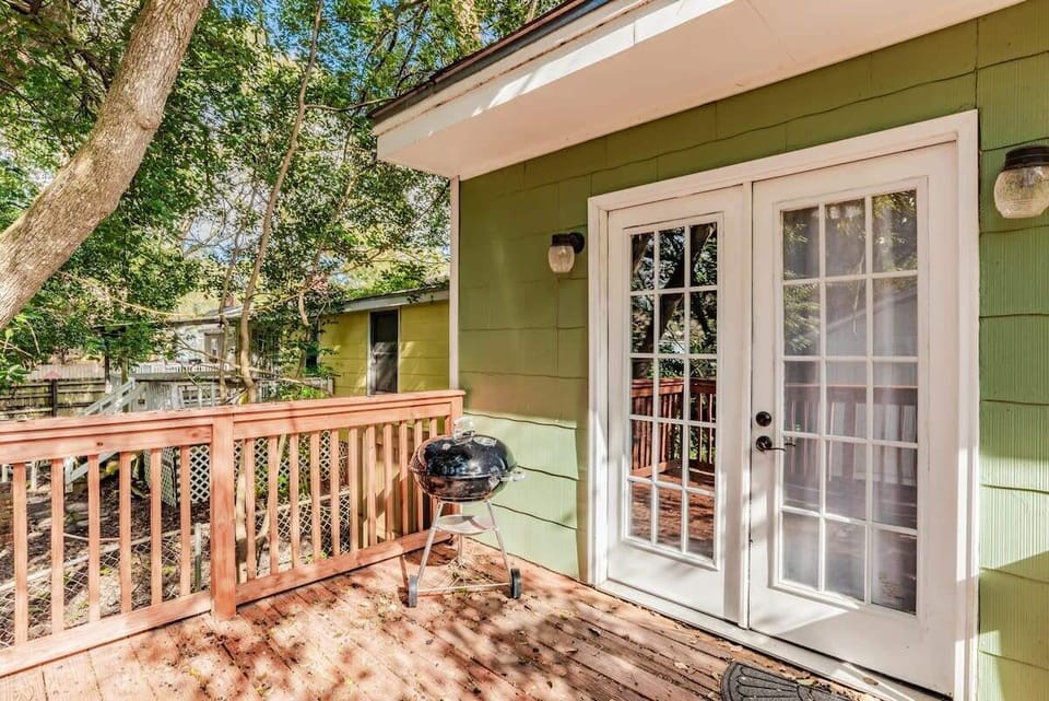 Back patio with grill