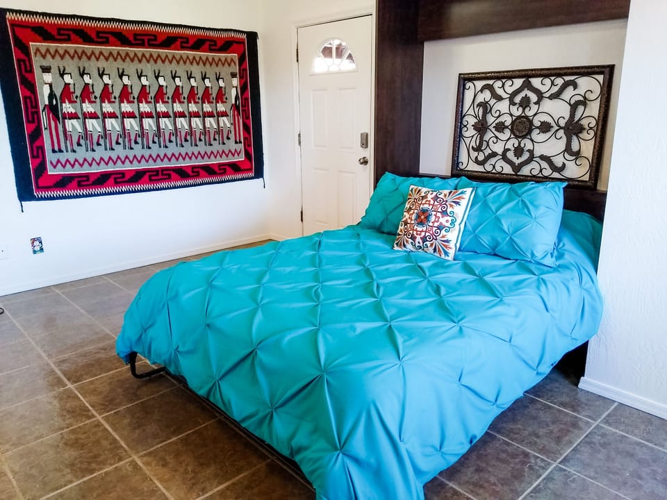 Unit B: Murphy bed