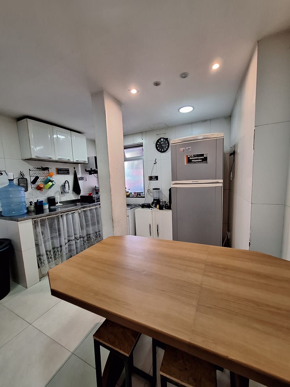Full-size fridge, microwave, oven, blender