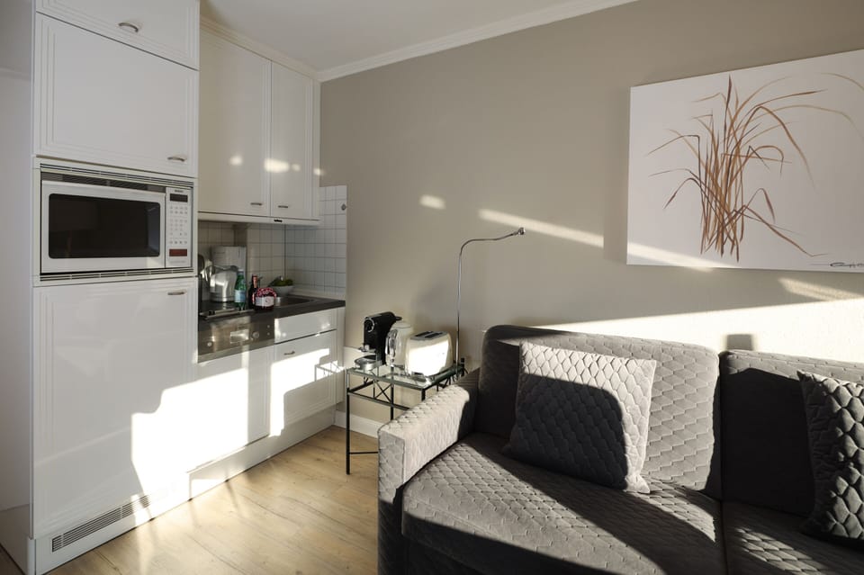 Superior Apartment, Private Bathroom | Shared kitchen