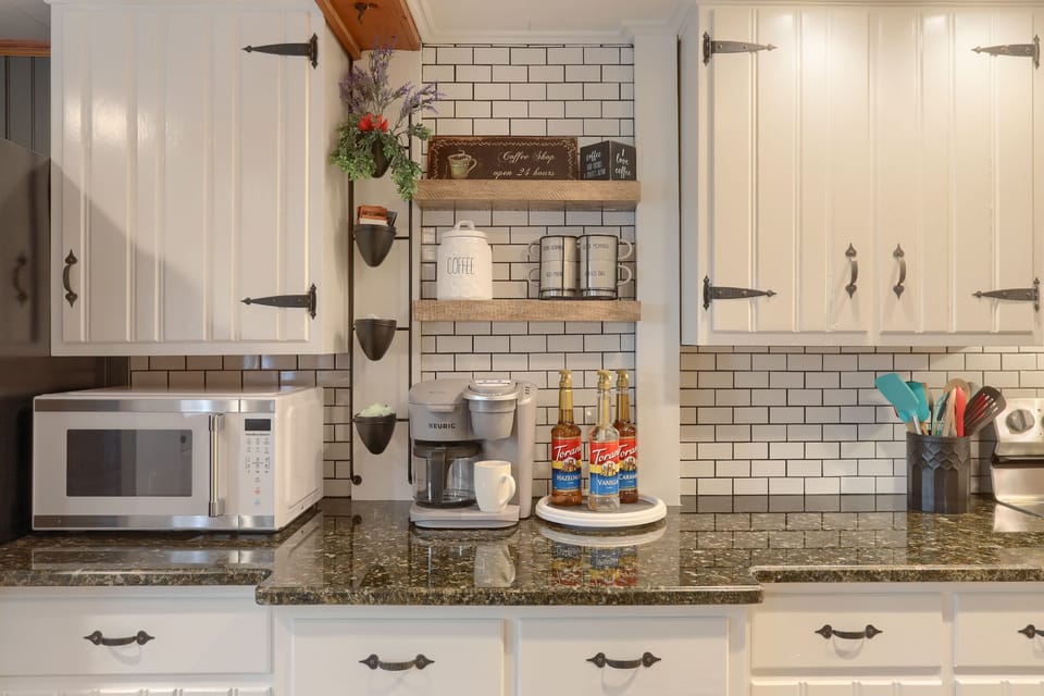 Our well-appointed coffee and tea area with Keurig for single or multiple cups. 