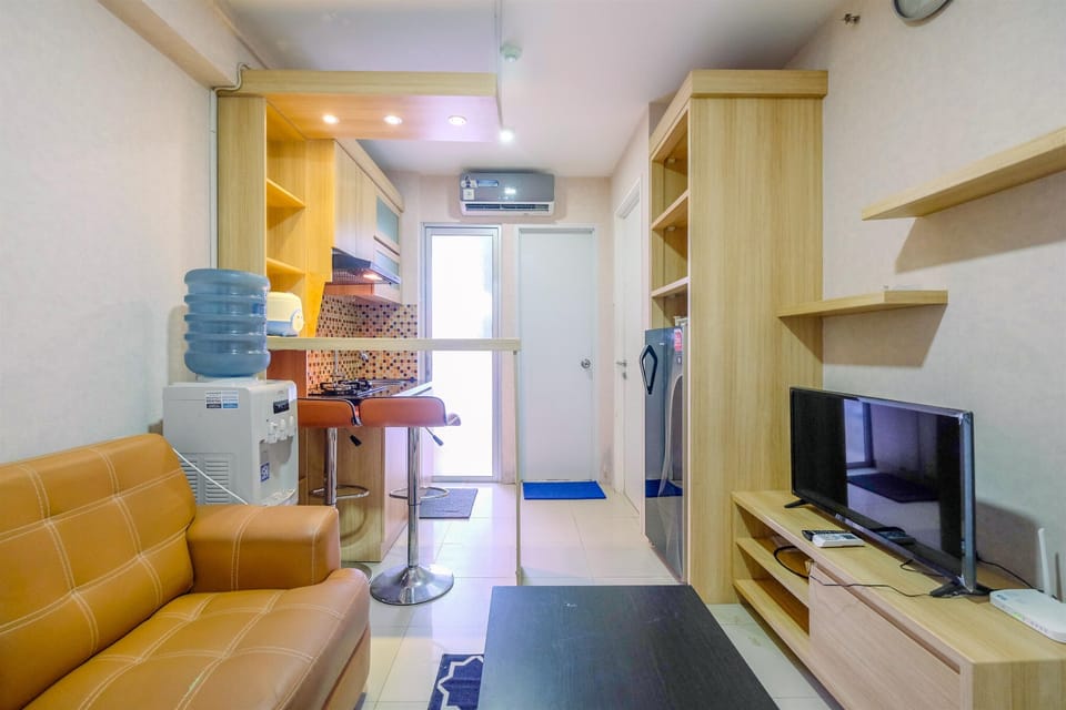 Room | Living area | TV