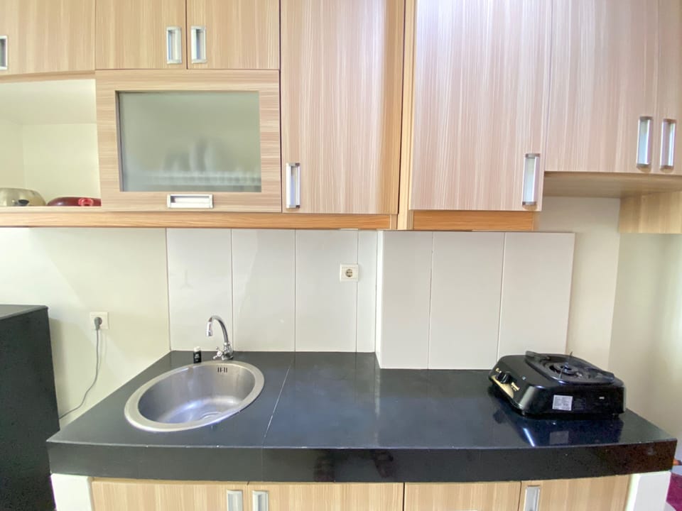 Fridge, stovetop, cookware/dishes/utensils