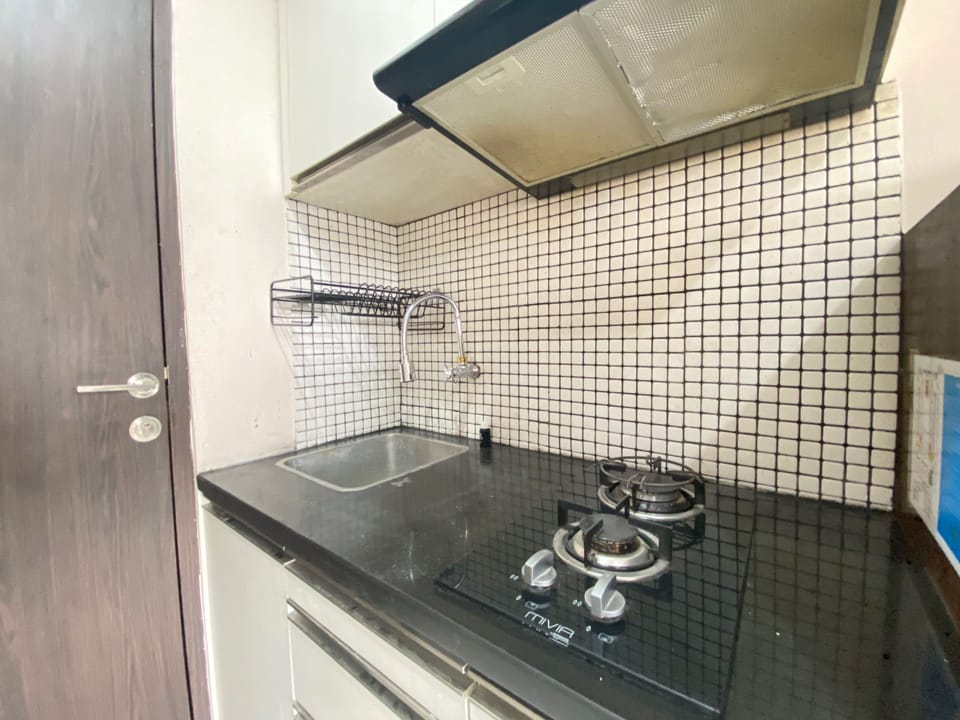 Fridge, stovetop, cookware/dishes/utensils
