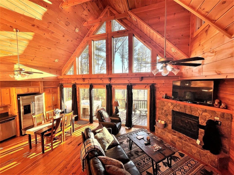 TTG - Dining / Living Room