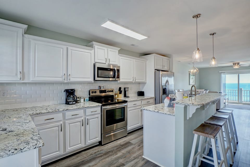 Kitchen island seats 4
