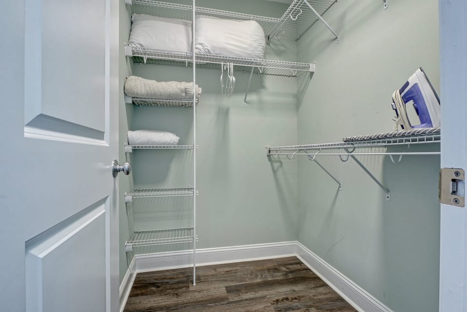 Master Suite walk in closet
