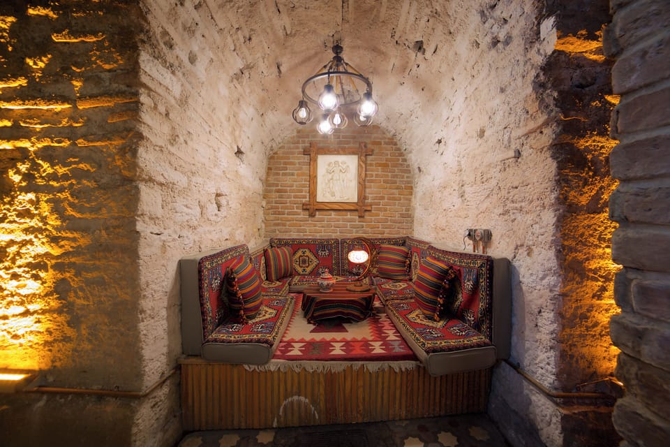 Double Room with Patio | Minibar, in-room safe, desk, soundproofing