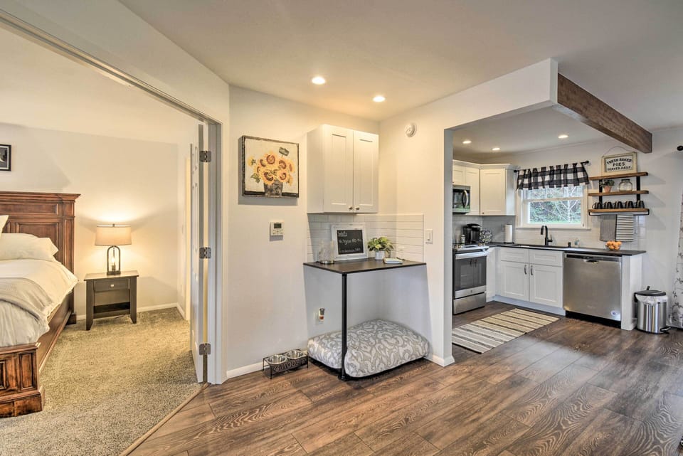 Living Area | Open Floor Plan