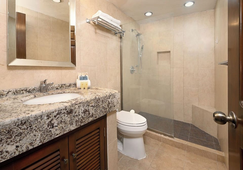 Full bathroom