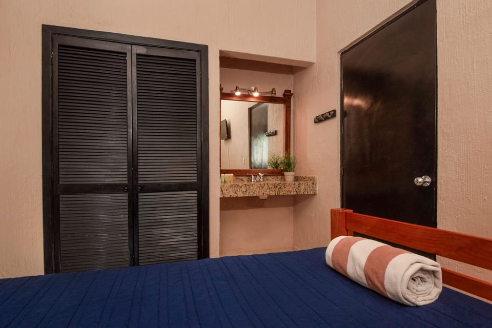Guest Bedroom 2 - Start your day in our guest bedroom at the mirror station for beach and pool days!