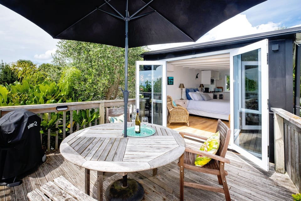 Front seaside deck