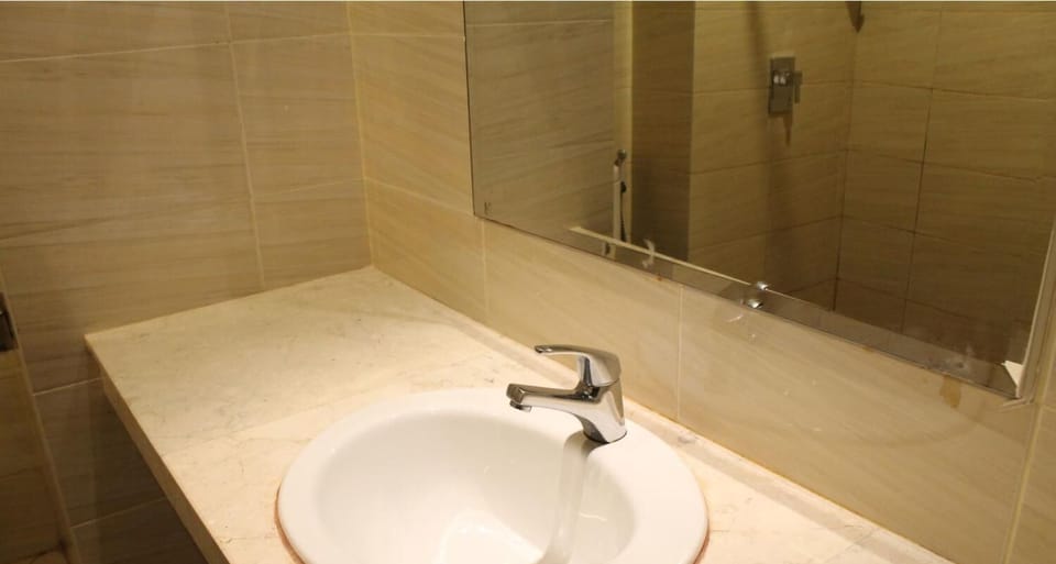 Shower, hair dryer (on request), towels