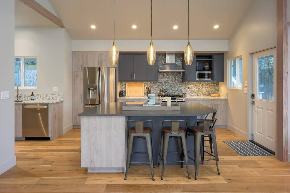Enjoy cooking meals in this spacious, well-equipped kitchen.