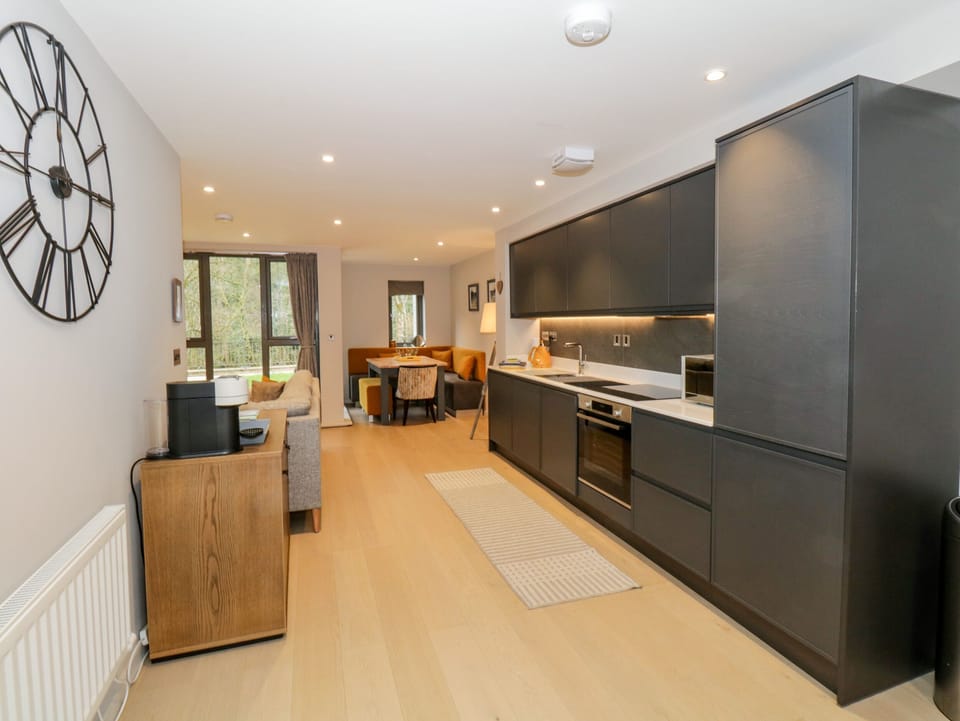 Cottage | Private kitchen | Fridge, microwave, dishwasher, electric kettle