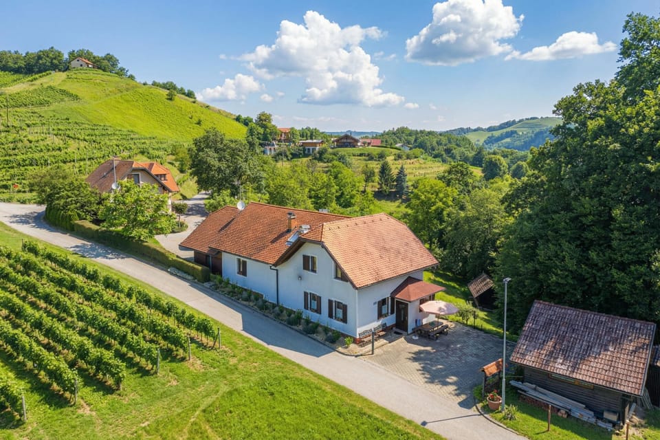 Family House, 3 Bedrooms, 2 Bathrooms, Mountainside (House Marija with BBQ & Garden) | Exterior
