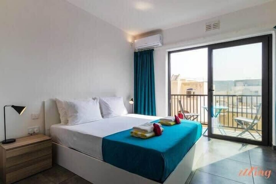 Double Bedroom with Balcony