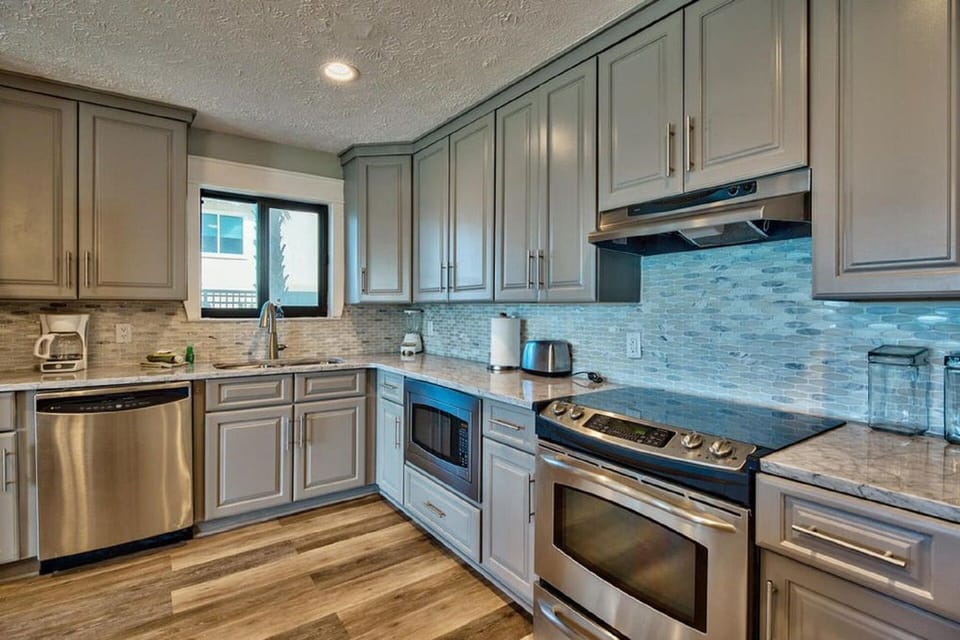  Beautiful open kitchen