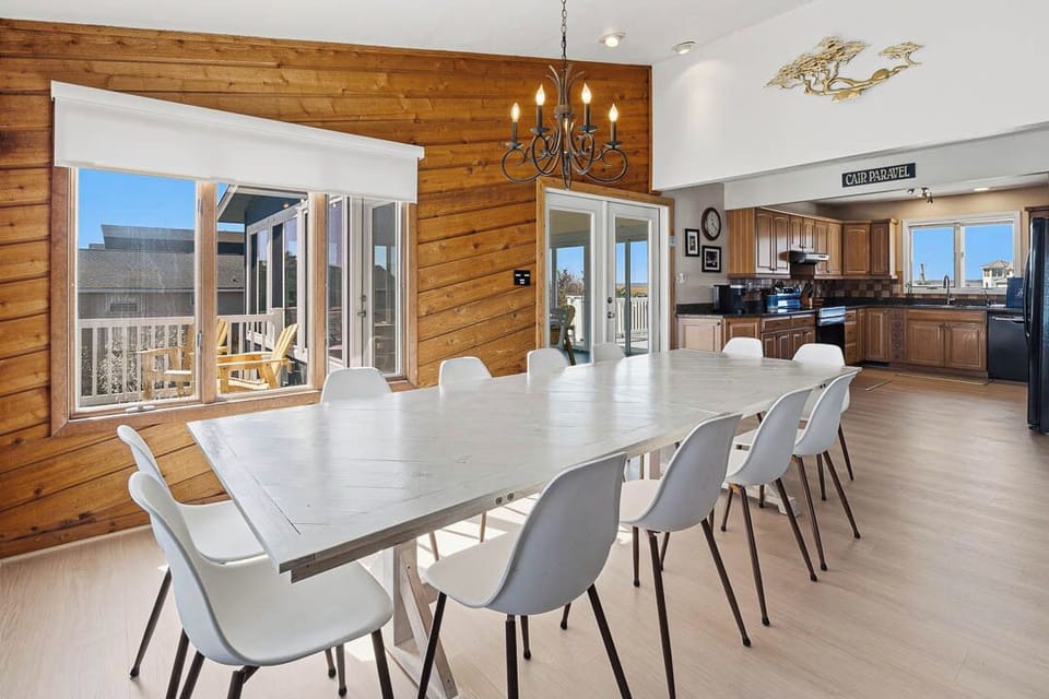 Top-Level Dining Room with Table (seats 12)
