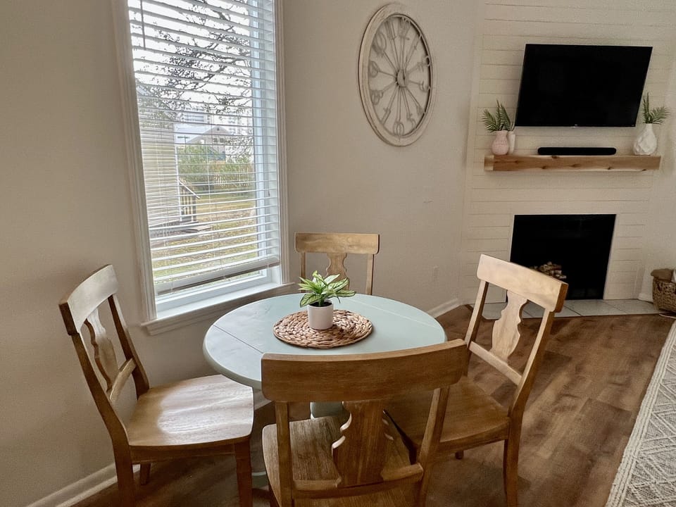 The Village of Mariner Lakes #19, Orange Beach Alabama. Sleeps 8. Managed by Island Rentals