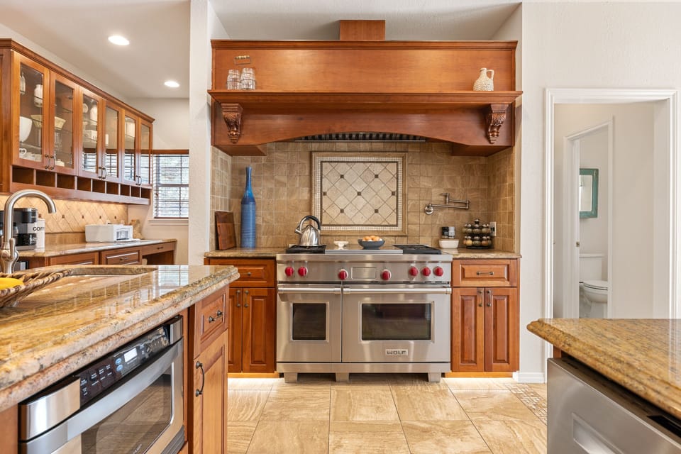Wolf Gas Range with Double Ovens