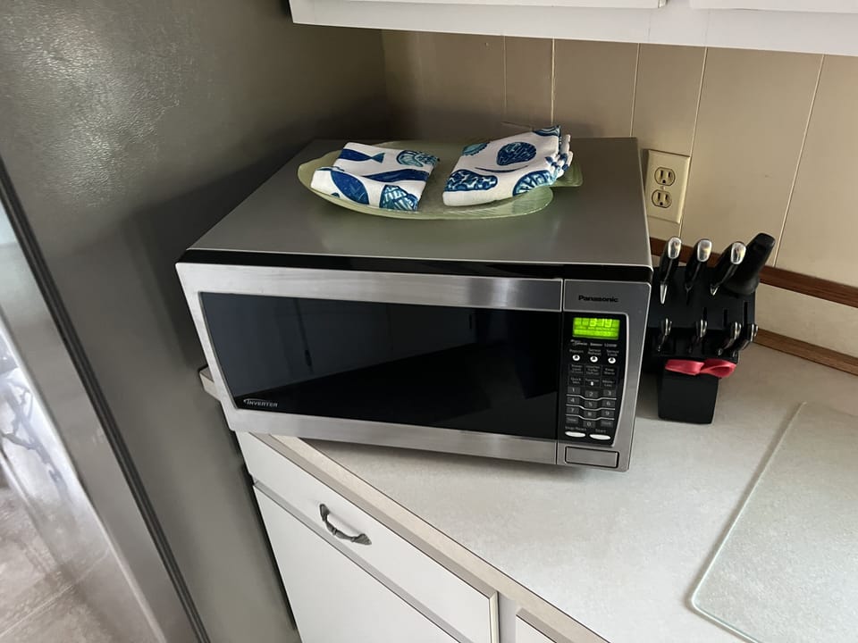 Microwave