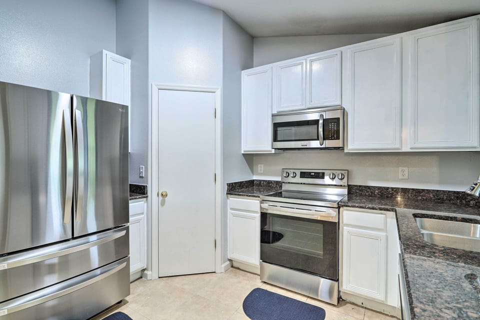 Fully Equipped Kitchen | Blender