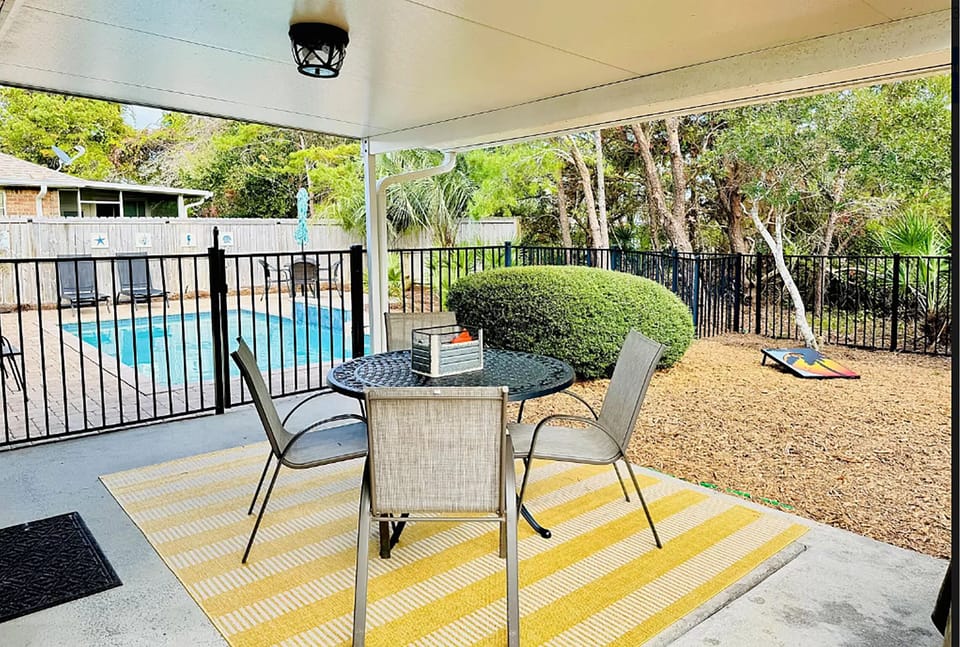 Shore Beats Work- Come Relax in the Cozy Backyard