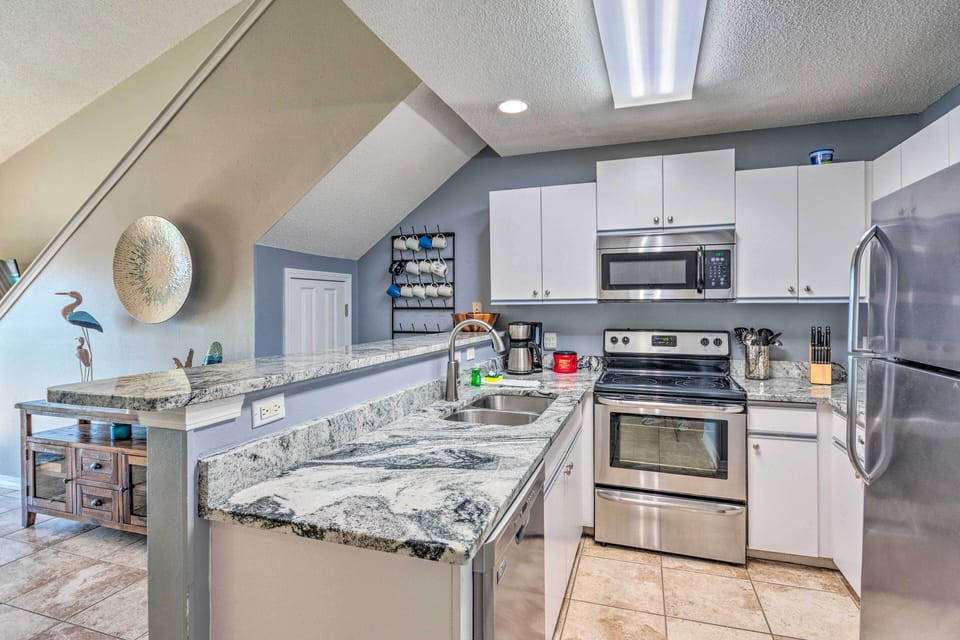 Kitchen | Fully Equipped