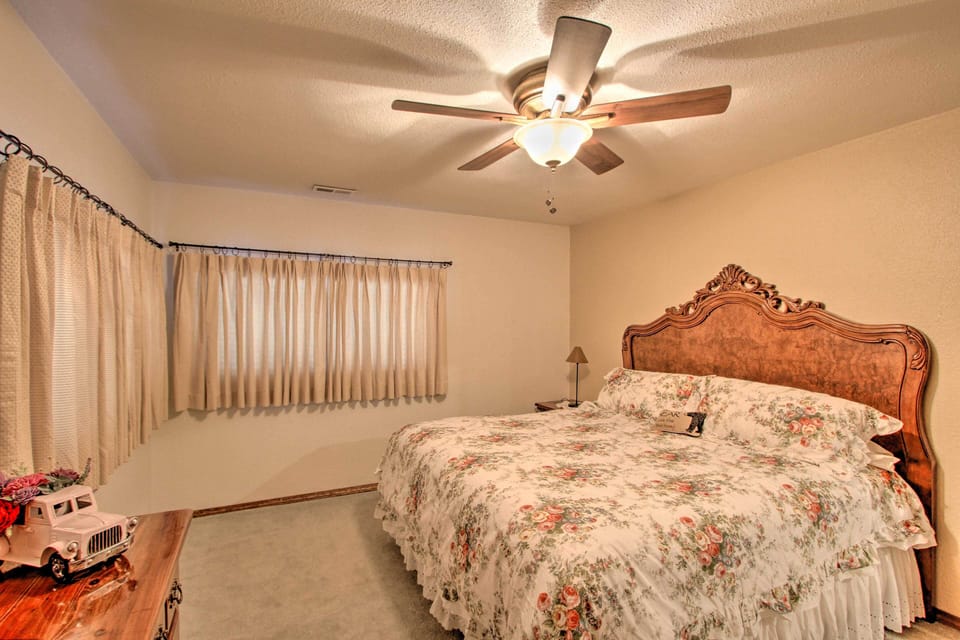 Bedroom 1 | King Bed | Linens Provided