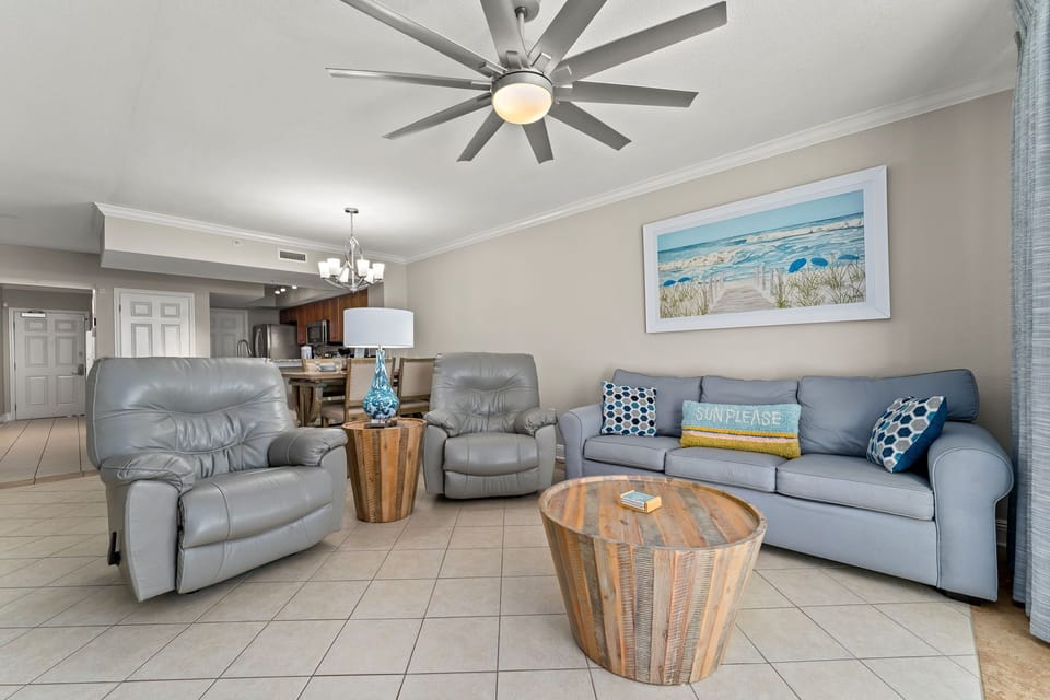 Gulf Front Living Area with Sleeper Sofa
