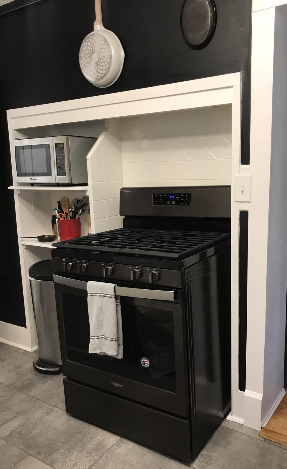 Gas range to cook up everything you need.