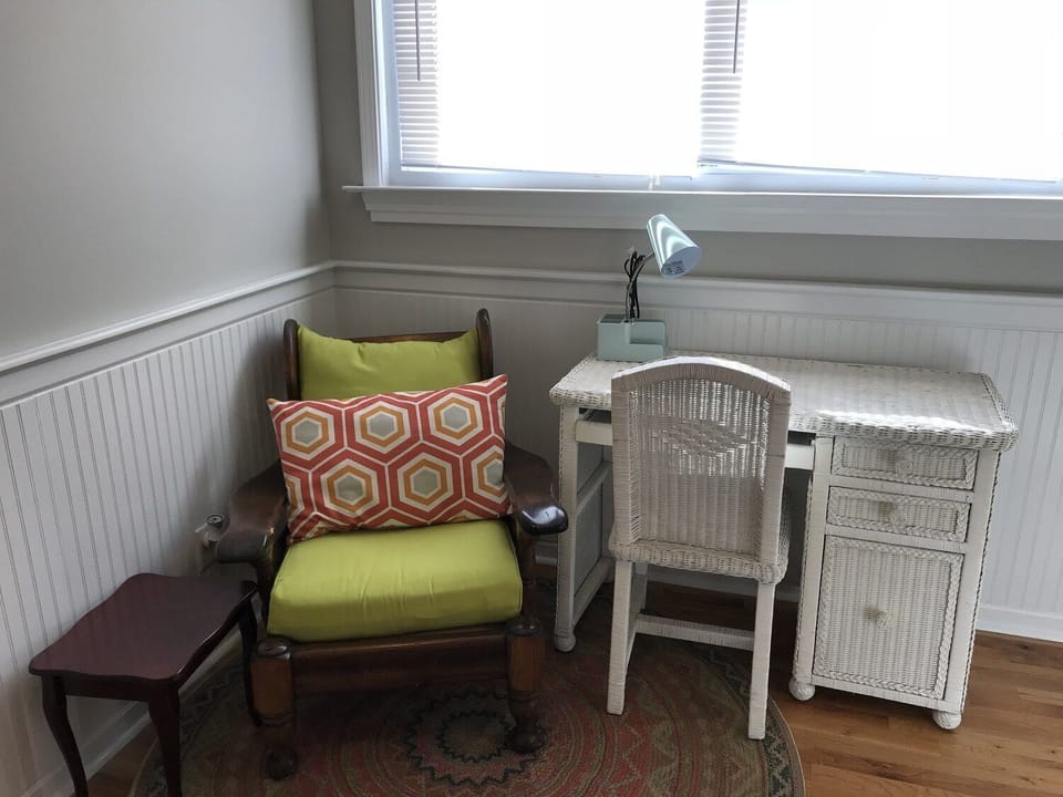 Upstairs sitting area