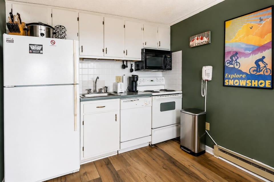 The fully equipped kitchen has everything you need to prepare delicious meals.