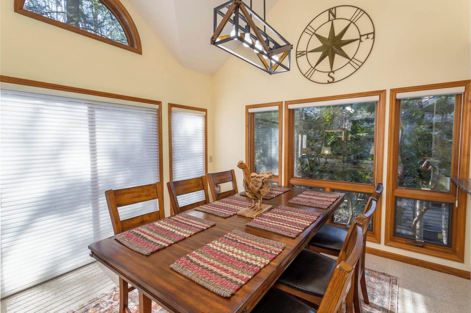 Dining Room with Seating for Six