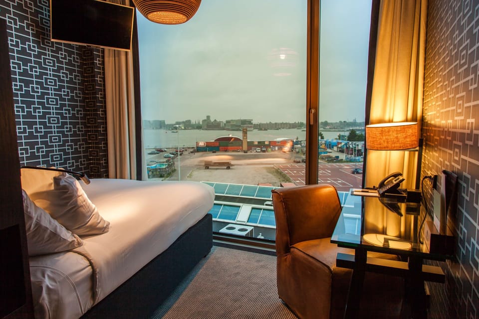 Room, 1 Double Bed, Non Smoking (Water View) | In-room safe, individually furnished, desk, laptop workspace