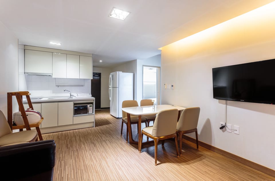 Triple Room | Down comforters, free WiFi