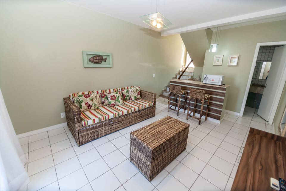 Suite Duplex | Minibar, in-room safe, blackout drapes, bed sheets