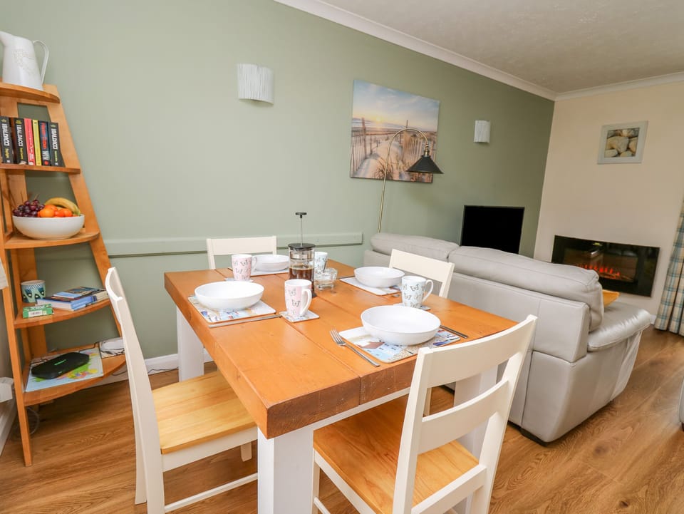 Cottage | Interior