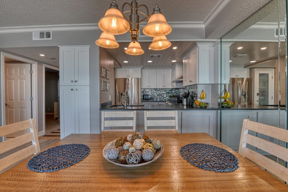 One Ocean Place 403