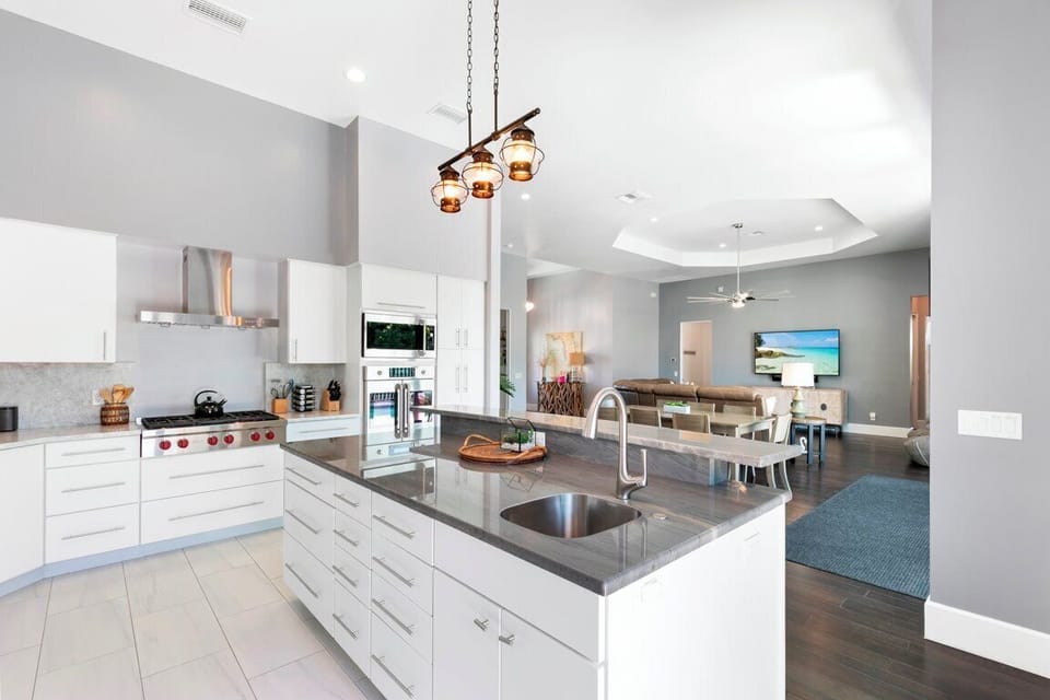 Open kitchen