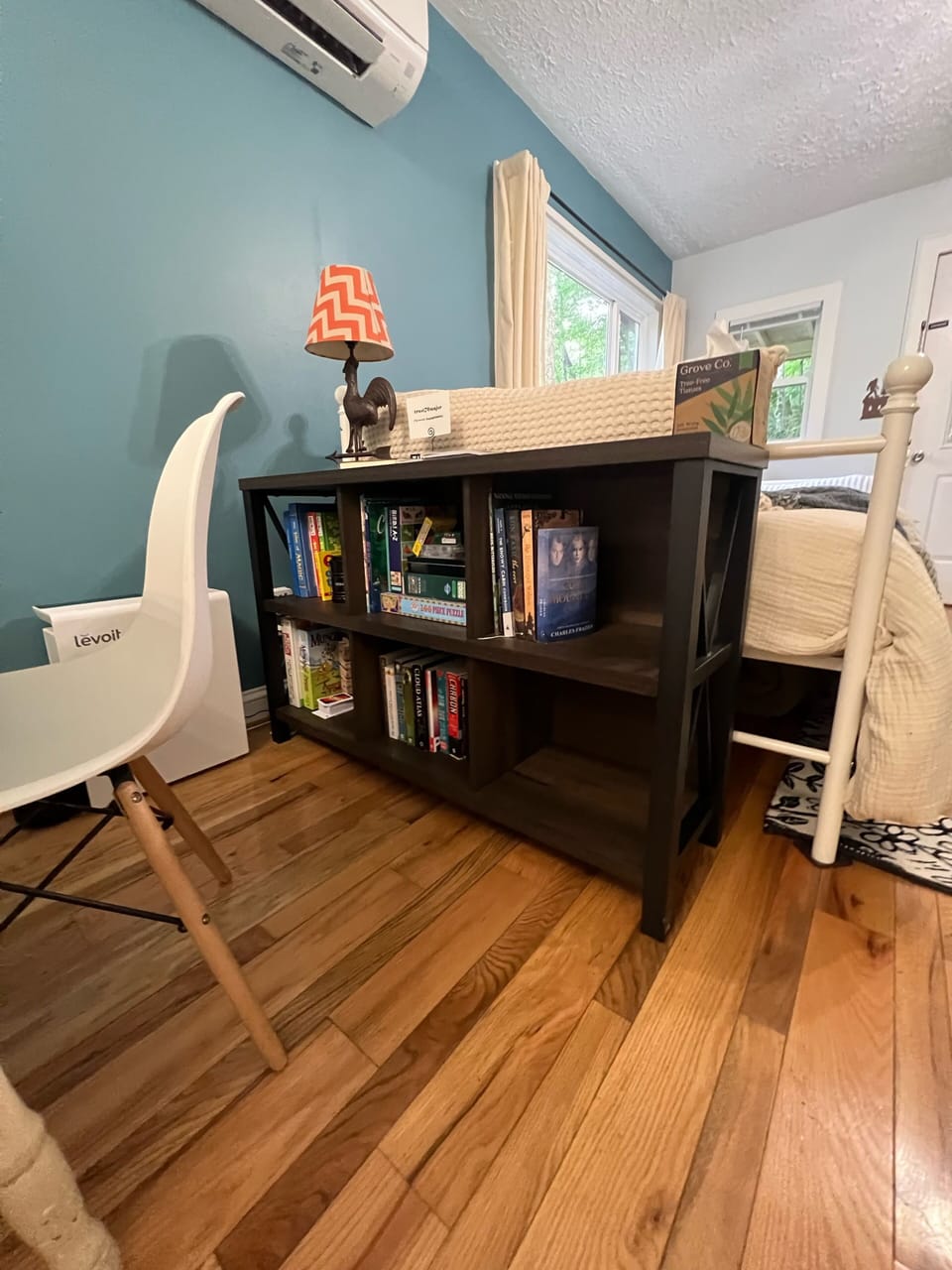 Books, games, puzzles and art supplies 