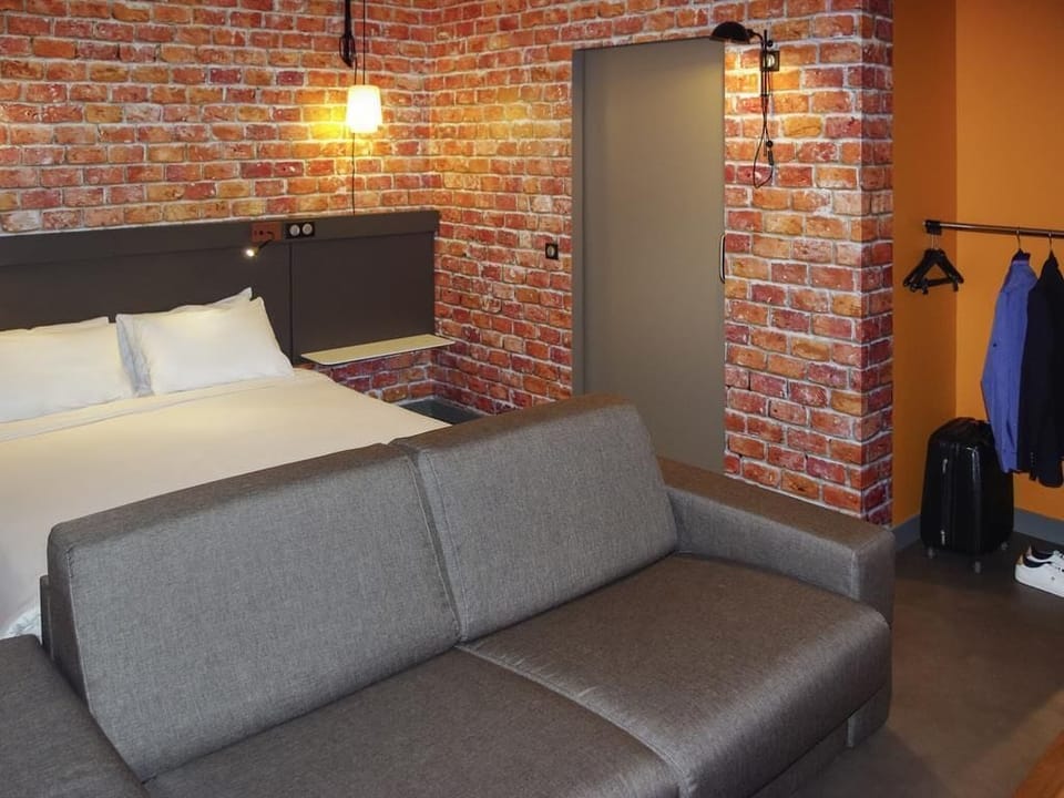 Family Room, 1 Double Bed with Sofa bed | Premium bedding, soundproofing, WiFi (free), bed sheets