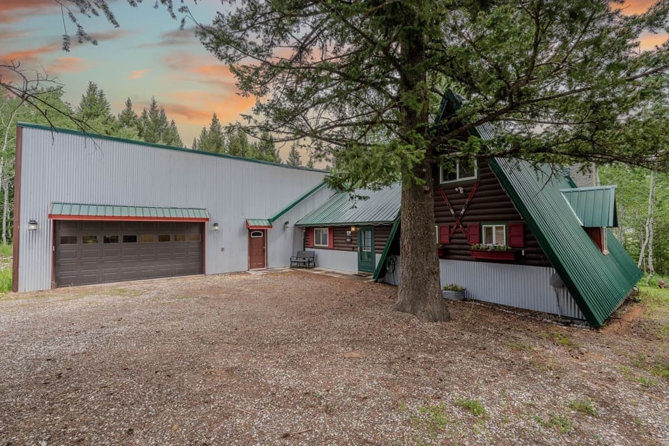 Lazy Moose Lodge - Front Angle Edited