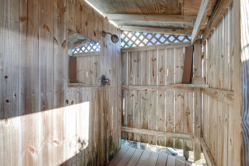Outdoor shower
