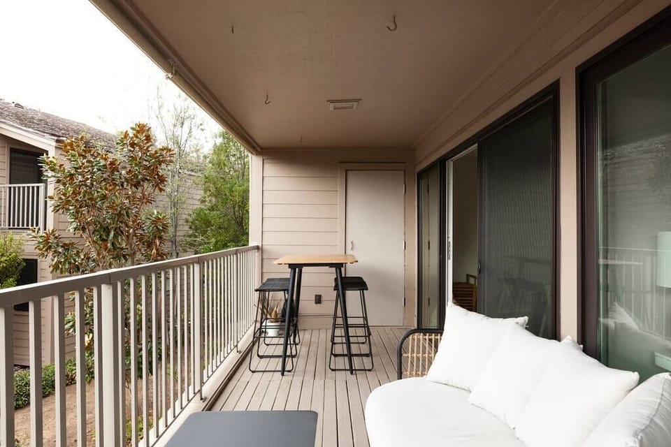 Outdoor eating area
