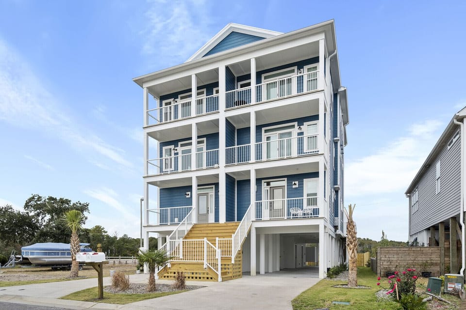 204 Annie Dr. Unit 2 is the right side of the building.
