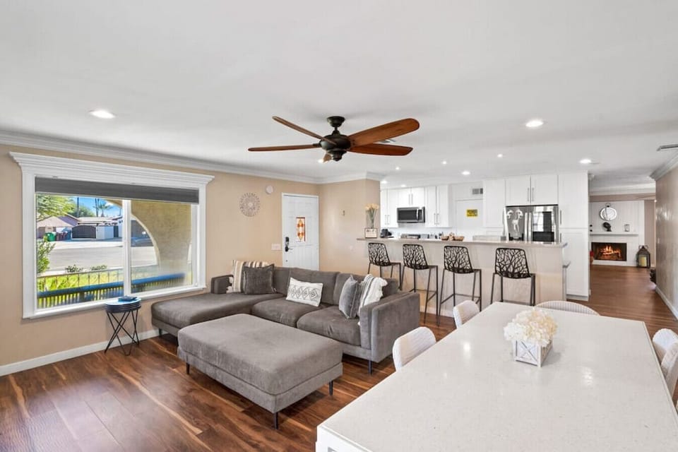 Open kitchen concept: kitchen, dining area, and living room